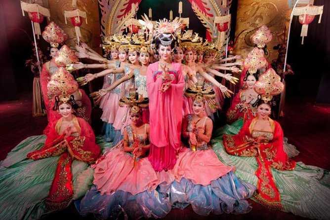 Simon Cabaret Show at Phuket Admission Ticket (SHA Plus) - The $40.89 question: is Simon Cabaret good value?