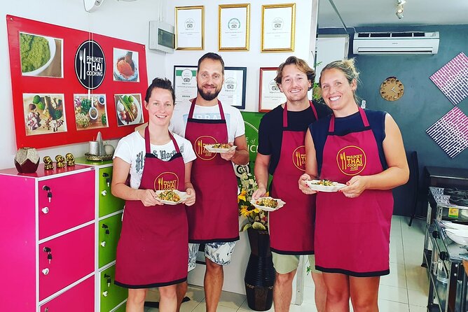 Thai Cooking Class with Market Tour in Phuket by VJ - Small-Group Attention: Why Up to 6 Makes a Difference