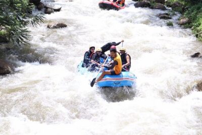White Water Rafting with Monkey Cave Experience from Phuket - Wat Suwan Kuha and Monkey Cave Temple: temples plus monkeys